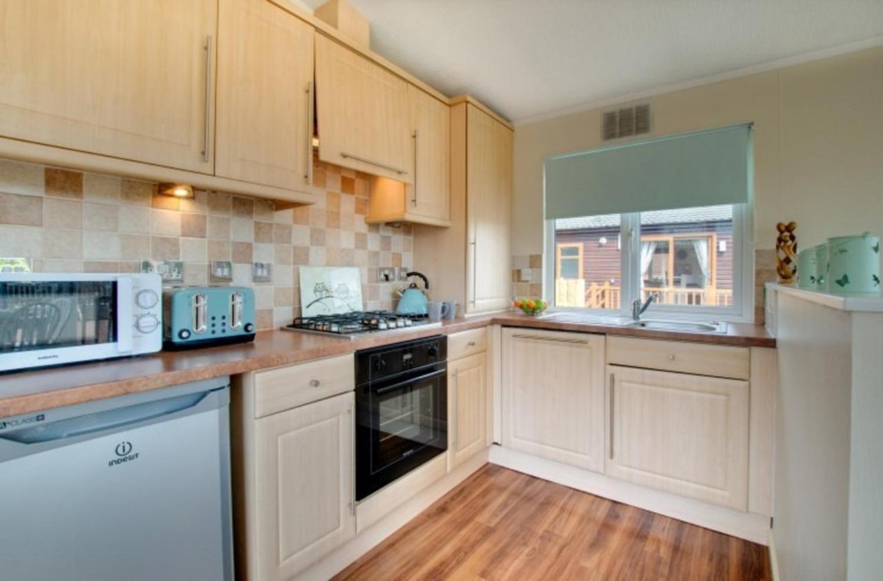 Stunning 3-Bed Hot Tub Lodge Northumberland Felton  Exteriör bild